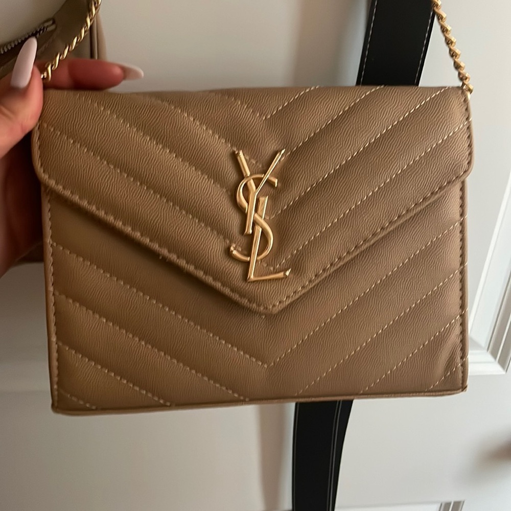 Inspired tan hand bag with gold